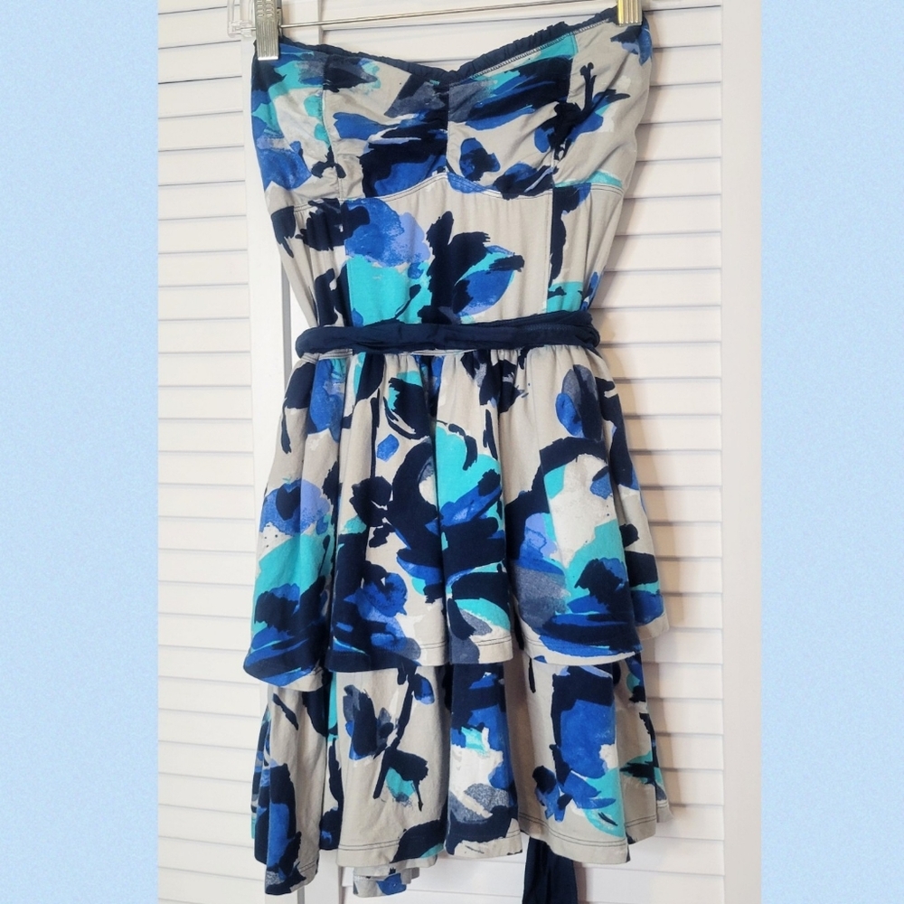 Abercrombie & Fitch Strapless Fit & Flare Sundress size medium